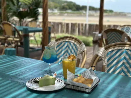 Zhuhai onlyone Island House Отели рядом с Аэропорт Чжухай