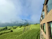 ShanWang· Holiday Sunrise Beauty Accommodation (Dari Observation Deck Store)