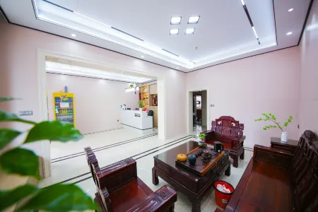 Weizhou Island Blue Bay Peninsula Hotel (Mazu Zumiao Branch)