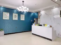 Luoshan Yuqiu Hotel