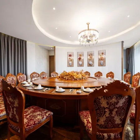 Elong Anyun Hotel