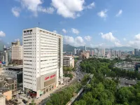 麗柏酒店（濟南泉城廣場趵突泉北門店） 鄰近五龍潭公園的酒店