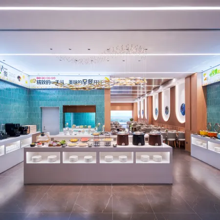 YUECITY HOTEL (Fuzhou Yantai Mountain Strait Convention and Exhibition Center Branch) Отели рядом с достопримечательностью «Река Миньцзян»