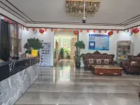 โรงแรมบ่อน้ำพุร้อนไป่เฉิง - ที่มีที่จอดรถ