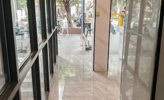 Meijia Apartment (Shenzhen Overseas Chinese Town Baishizhou Subway Station)