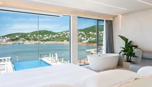 Shengsi Zuo'anyu Seaview Holiday Light Luxury Homestay (Huicheng)