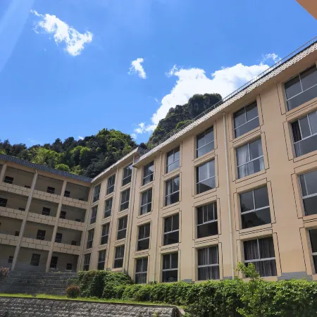 Wuyuezhai Hotel (Manshan Huaxigu Branch), Shijiazhuang
