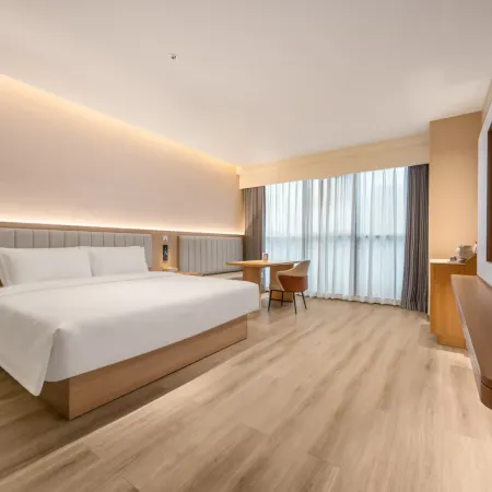 Starway Hotel (Luzhou Wanxianghui Financial Center)