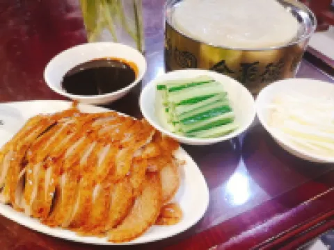 新世紀ホテル クムル（匯嘉時代） クムル市のホテル