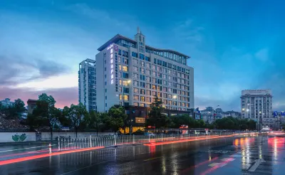 GALACTIC TRUE HOME HOTEL Hotels near Shuangta Park