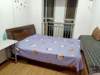 武汉一年级青年旅舍 - 大床房（公共卫浴）
