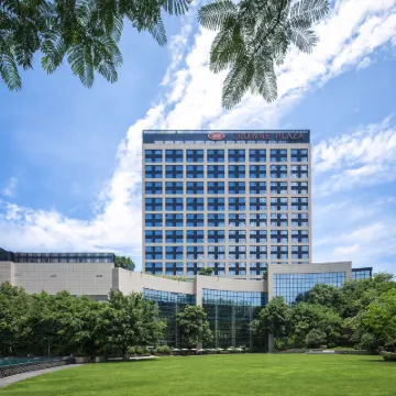 Crowne Plaza CHENGDU PANDA GARDEN by IHG Hotels near Xindu