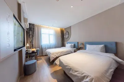 Homeinn Pebble Hotel (Urumqi Airport) Hotels in Ürümqi