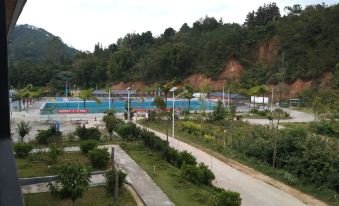 Luoding Longwan Changwan Homestay