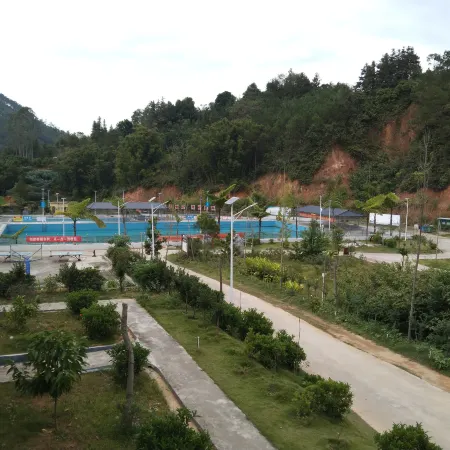 Luoding Longwan Changwan Homestay