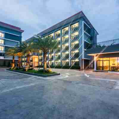 Aurora Suvarnabhumi Hotel Exterior