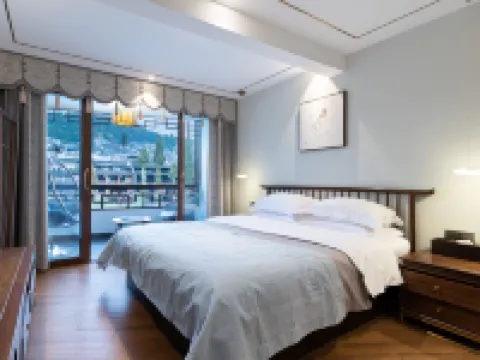 Qianxun Yunjing Zen River View Hotel Hotel dekat Fenghuang Bridge