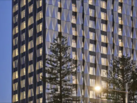 DoubleTree by Hilton Perth Waterfront Hotels near Rottnest Ferry