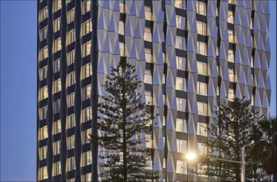 DoubleTree by Hilton Perth Waterfront
