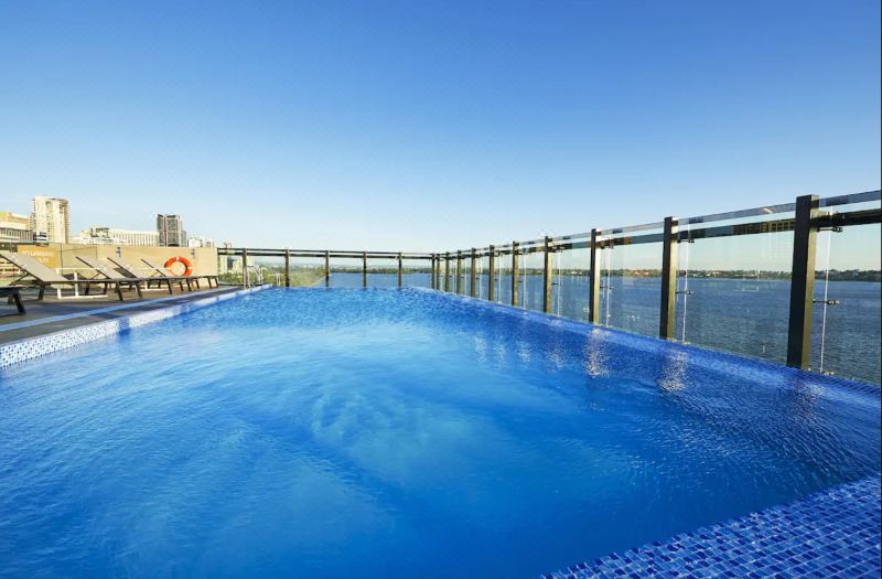 DoubleTree by Hilton Perth Waterfront photo 2