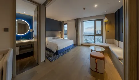 Holiday Inn Express Kunming West