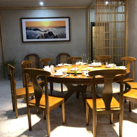 Xinxian Tianpu Comic Homestay