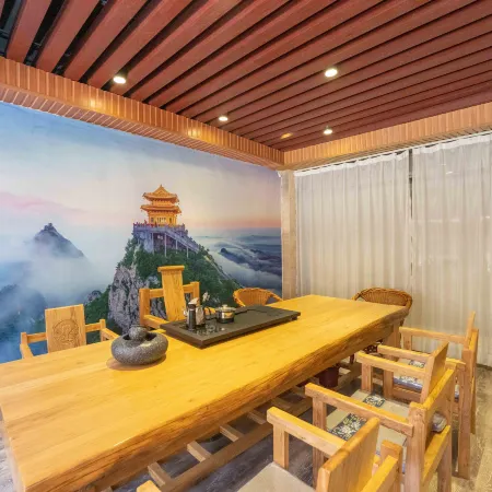 Huamanxi B&B (Laojun Mountain Scenic Area Branch)