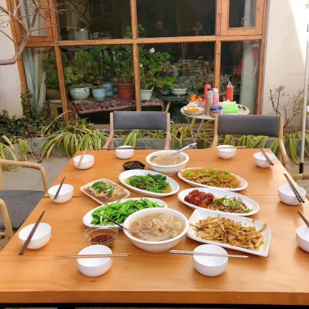 Fengma Feiyang Hostel