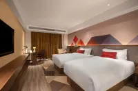 Borrman Hotel (Guilin North Railway Station Zhonghao International)