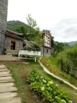 Suji Homestay Hotels in Xiling Snow Mountain