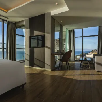 Premier Pearl Hotel Vung Tau Hotels near Hon Ba Island
