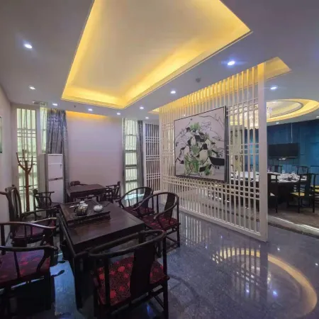 THE LIN Fengdalin Hotel (Putian Sports Center)