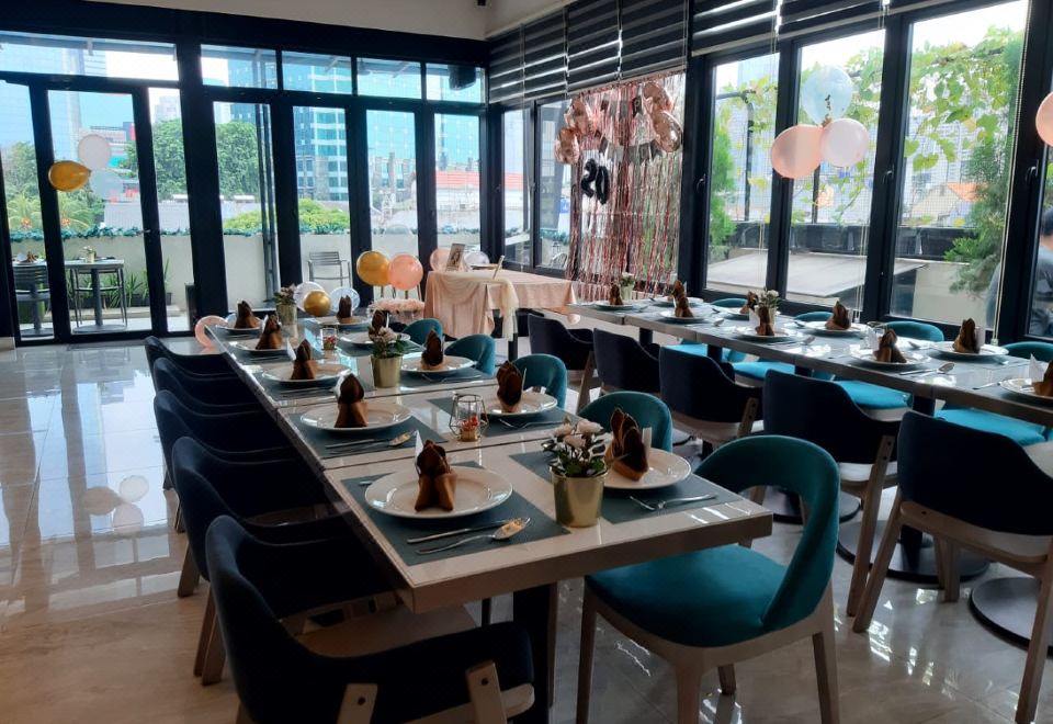 에이트인 자카르타 위치