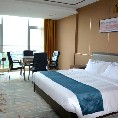 Huayue Hotel