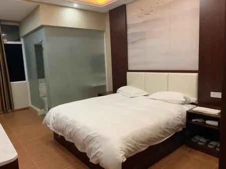 Huaxin Hotel Отели рядом с достопримечательностью «Taiji Wuse Valley»