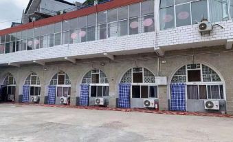 Yanchuan Xinyuan Kiln Cave Homestay