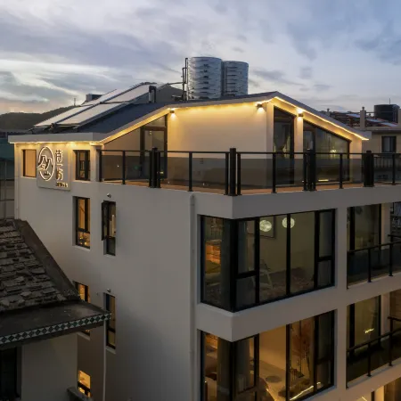 Qixi Valley Shiyu Designer Light Luxury Homestay (Shengsi Jihu Beach Store)