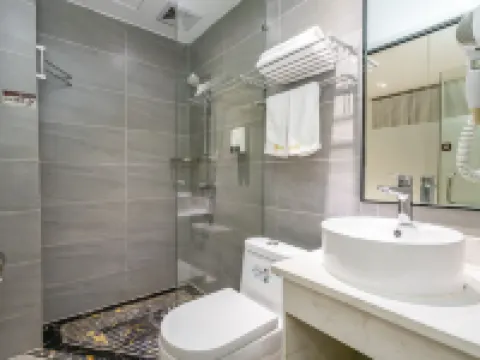 Celebrities Hotel (Yuchai Branch of Yulin Railway Station) Hotéis em Yulin