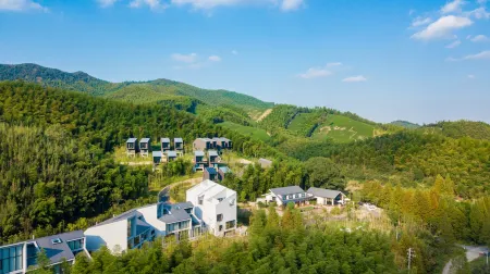 Nian hotel & resorts Отели рядом с достопримечательностью «Yuanxiangxiaozhen Sceneic Area»