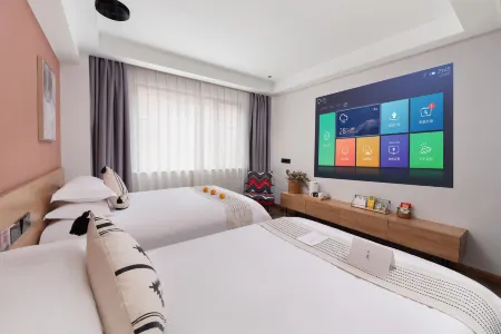 DongQing art hotel (Yiwu International Expo Center)