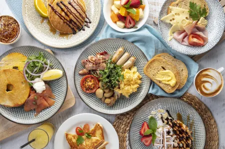 Sea World Resort Отели рядом с достопримечательностью «Мейн Бич»