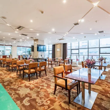 Binhe Grand Hotel (Tianshui High-Speed Railway South Station)