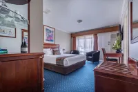 Ibis Styles Albany Hotels in Orana