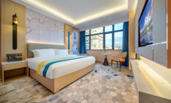 Qianhai Sands Hotel (Shenzhen Xixiang Metro Station)