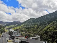 Siguniang Mountain Huayun Homestay