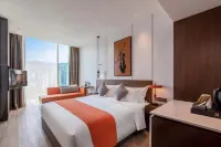 Triumph International Hotel (Chenjiang South Railway Station) - 2-Star