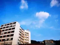 Xinfeng xiquan Hotel