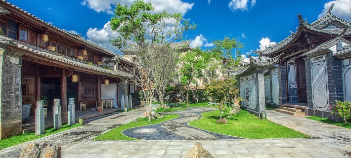 Liangjia  courtyard Hotels in Weishan Yi and Hui Autonomous County