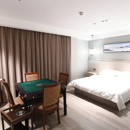 Yangzhong Huaxia Yunduo Grand Hotel