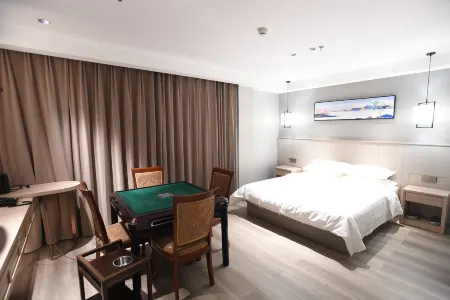 Yangzhong Huaxia Yunduo Grand Hotel